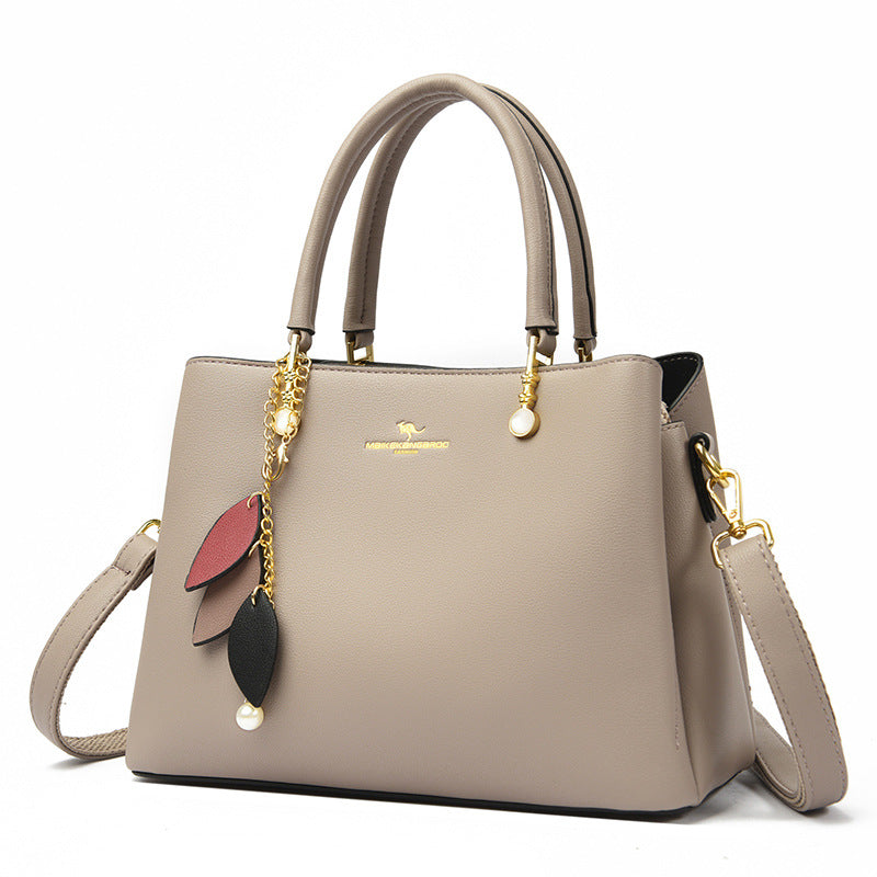 The Leaf Charm Tote
