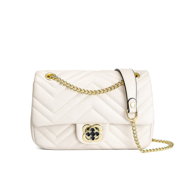 The Diamond Quilted Chain Bag