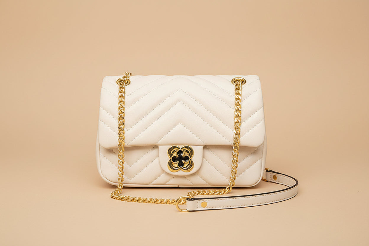The Diamond Quilted Chain Bag